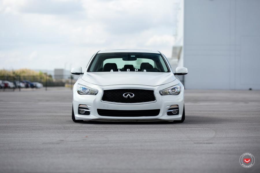  Infiniti Q50 on Vossen Wheels (VPS-318) 2017 года  (фото 9 из 68)
